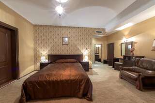 Отель Hotel Izvora 2 Арбанаси Двухместный номер Делюкс с 1 кроватью-2